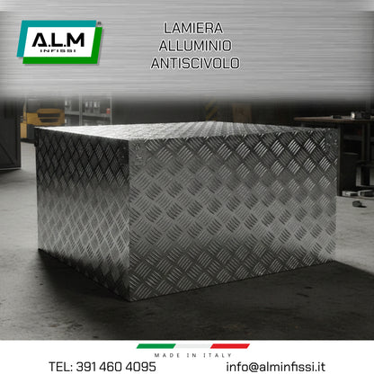Lamiera Antiscivolo Striata in Alluminio
